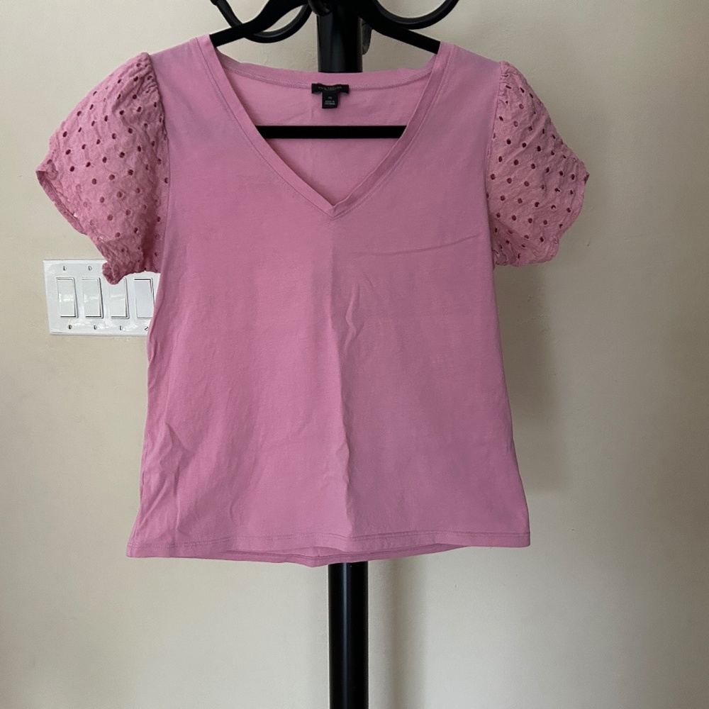 Ann Taylor 100% Cotton Floral Embroidery Short Sleeve Top